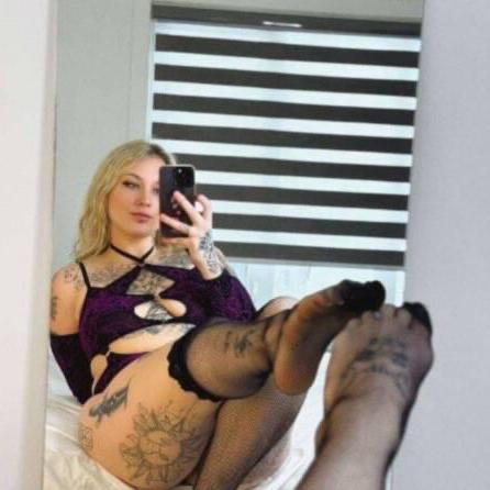 
                        Goldy
                     is Female Escorts. | Montreal | Quebec | Canada | canadatopescorts.com 