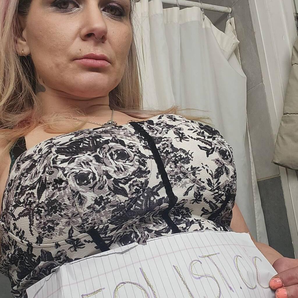 
                        Amanda
                     is Female Escorts. | Kitchener | Ontario | Canada | canadatopescorts.com 