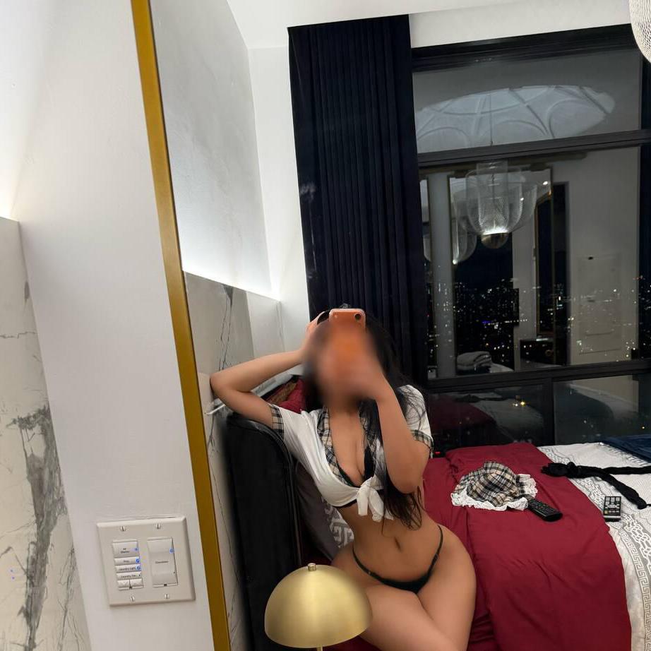 
                        Lina
                     is Female Escorts. | Toronto | Ontario | Canada | canadatopescorts.com 