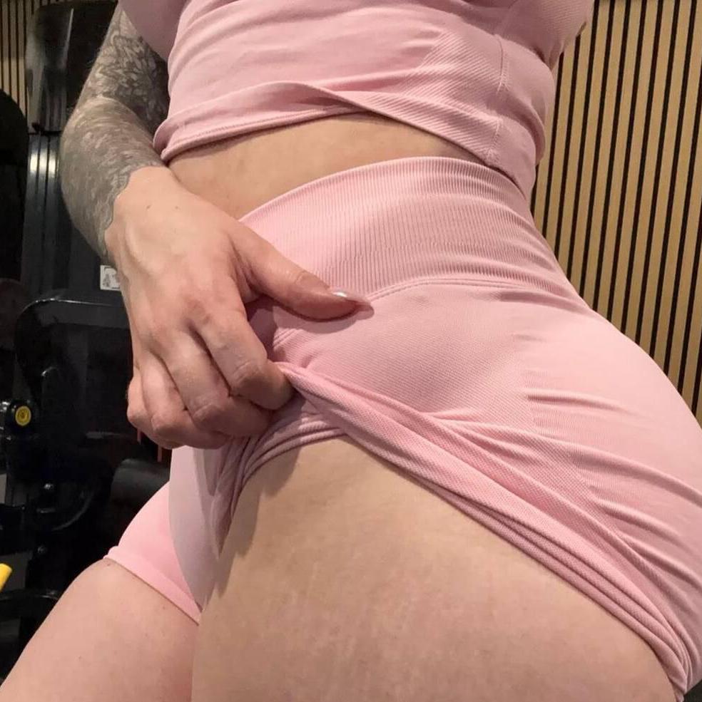 
                        Jenny
                     is Female Escorts. | Barrie | Ontario | Canada | canadatopescorts.com 