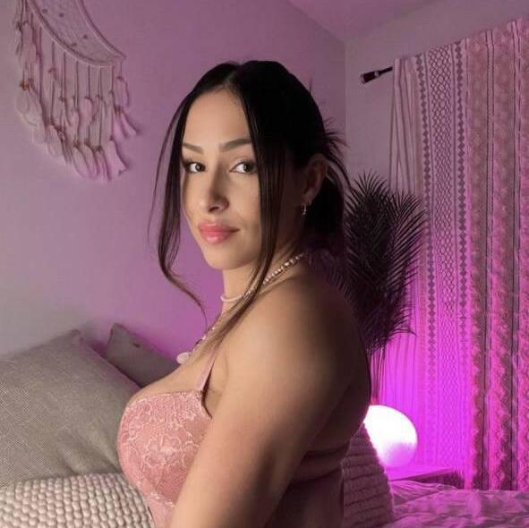 
                        Rose
                     is Female Escorts. | Hamilton | Ontario | Canada | canadatopescorts.com 