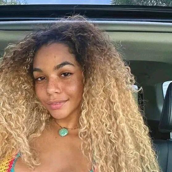 
                        Jennifer
                     is Female Escorts. | Quebec City | Quebec | Canada | canadatopescorts.com 