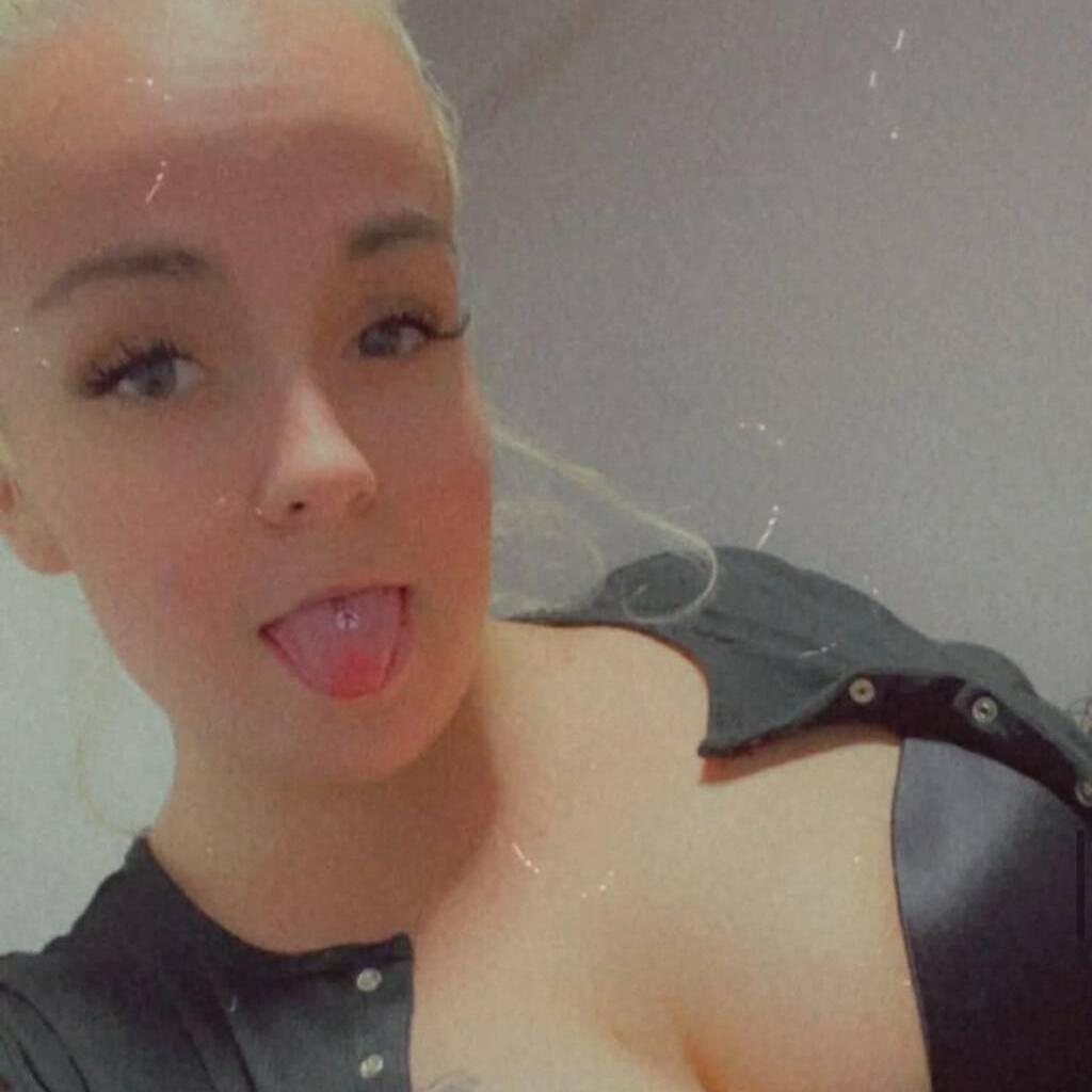 
                        Sabina
                     is Female Escorts. | Montreal | Quebec | Canada | canadatopescorts.com 