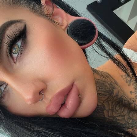 
                        Blake addison
                     is Female Escorts. | Grande Prairie | Alberta | Canada | canadatopescorts.com 