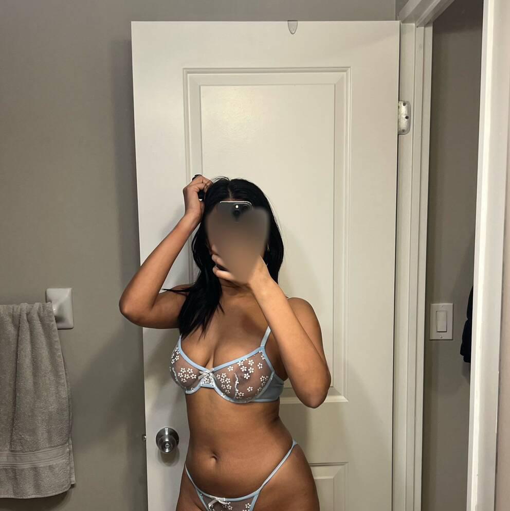 
                        Miss Kiara
                     is Female Escorts. | Kitchener | Ontario | Canada | canadatopescorts.com 