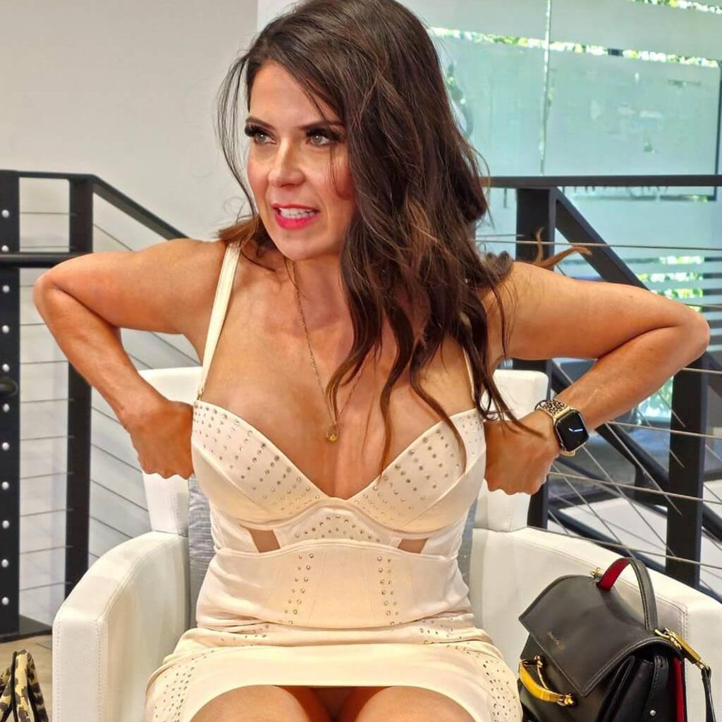 
                        Angèle the fontaine
                     is Female Escorts. | Cariboo | British Columbia | Canada | canadatopescorts.com 