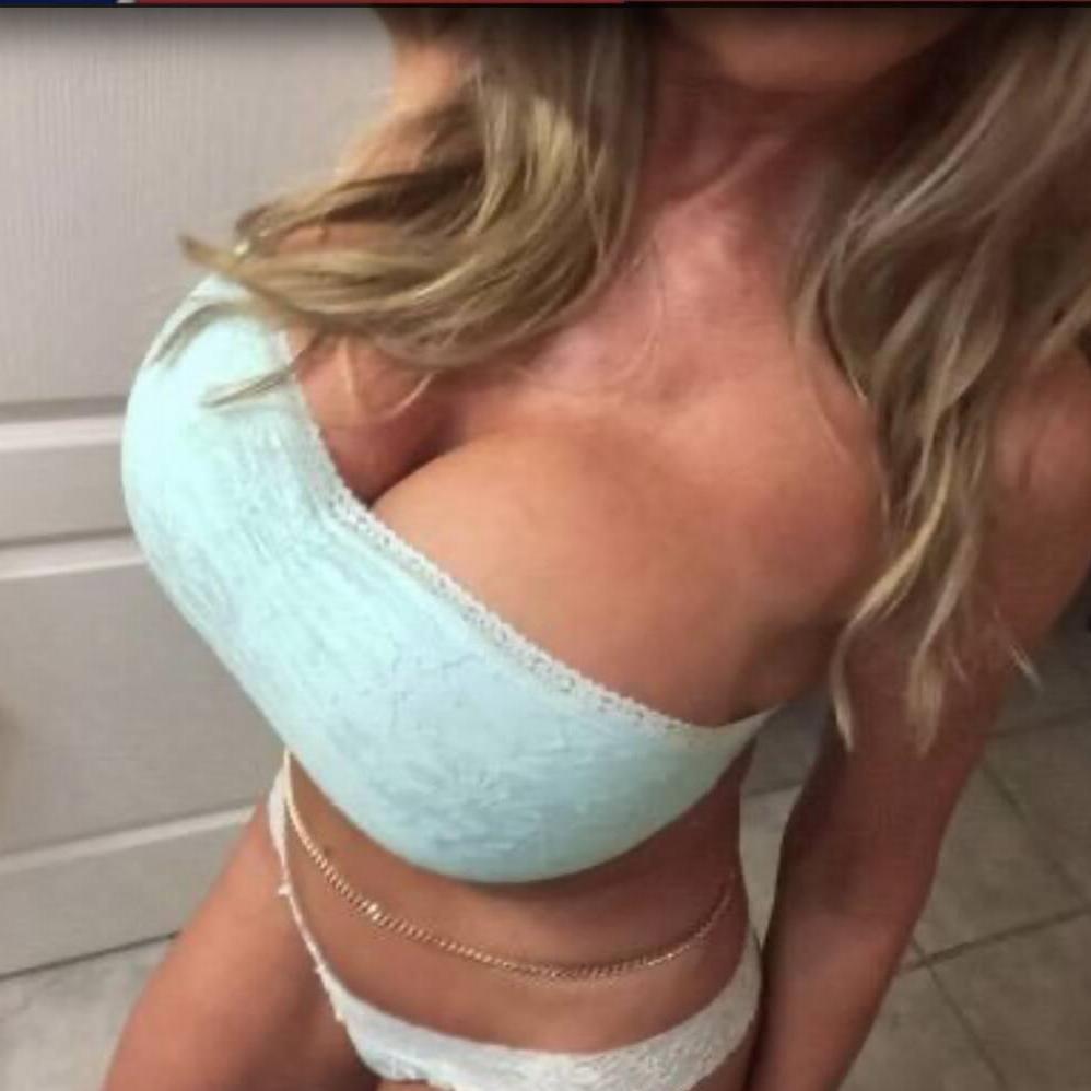 
                        Portia
                     is Female Escorts. | Quebec City | Quebec | Canada | canadatopescorts.com 