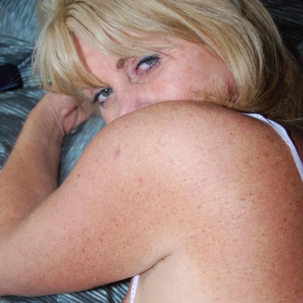 
                        SEXY COUGAR LADY KAYLA
                     is Female Escorts. | Calgary | Alberta | Canada | canadatopescorts.com 