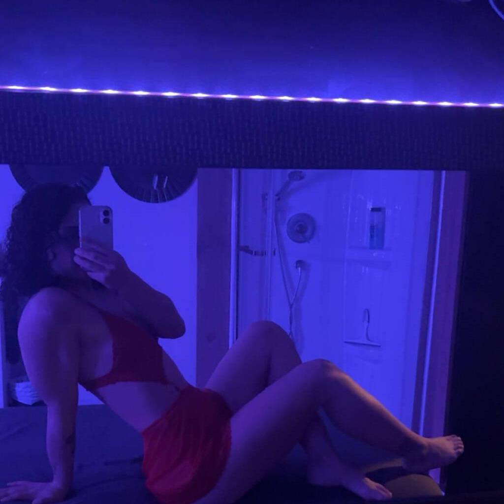 
                        Aida
                     is Female Escorts. | Saguenay | Quebec | Canada | canadatopescorts.com 