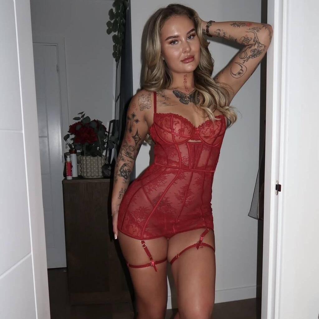 
                        Lory
                     is Female Escorts. | Sherbrooke | Quebec | Canada | canadatopescorts.com 