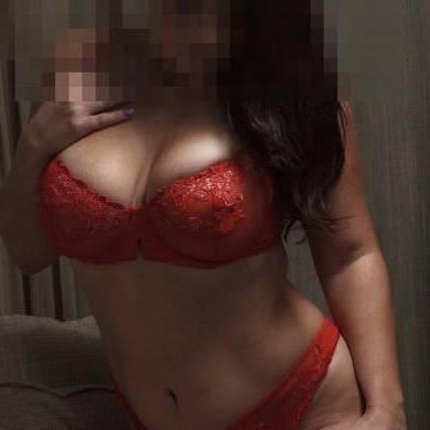 
                        Rayna
                     is Female Escorts. | Toronto | Ontario | Canada | canadatopescorts.com 