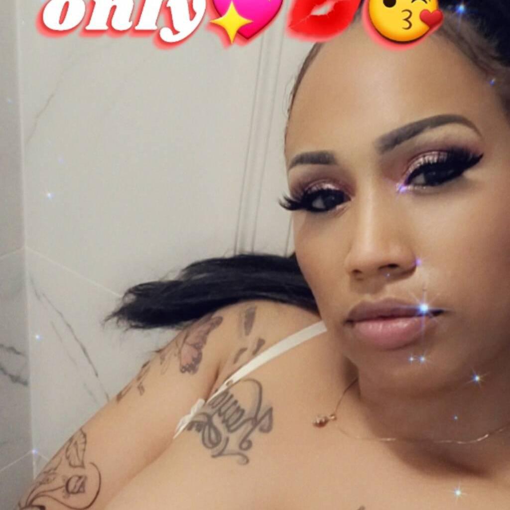 
                        Rihanna
                     is Female Escorts. | Kitchener | Ontario | Canada | canadatopescorts.com 