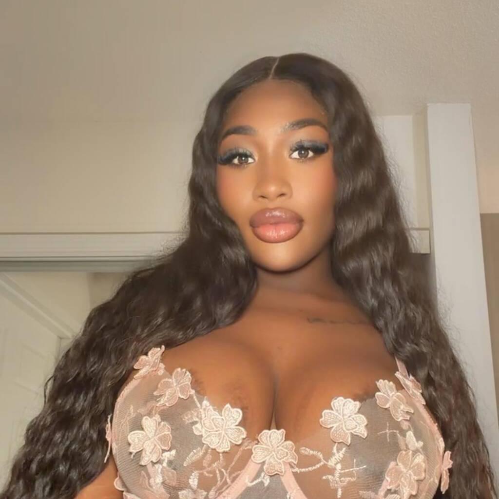 
                        Aaliyah
                     is Female Escorts. | belleville | Ontario | Canada | canadatopescorts.com 