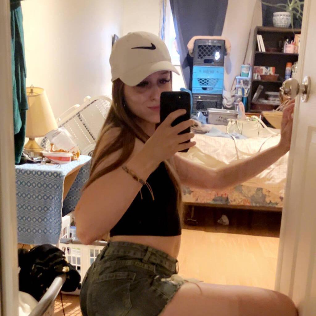 
                        Bella
                     is Female Escorts. | Brandon | Manitoba | Canada | canadatopescorts.com 