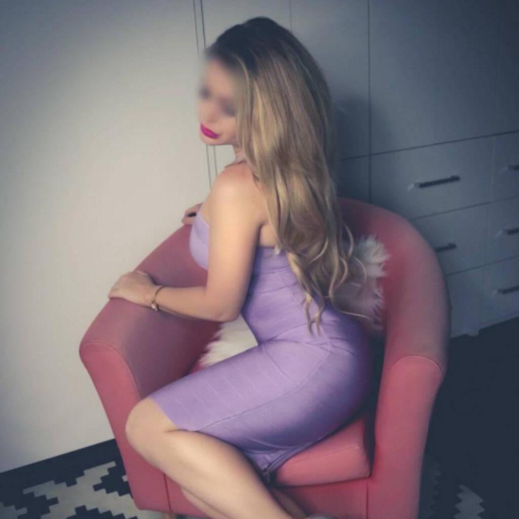
                        Courtney Powers
                     is Female Escorts. | Toronto | Ontario | Canada | canadatopescorts.com 