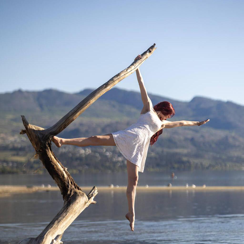 
                        Willow
                     is Female Escorts. | Kelowna | British Columbia | Canada | canadatopescorts.com 