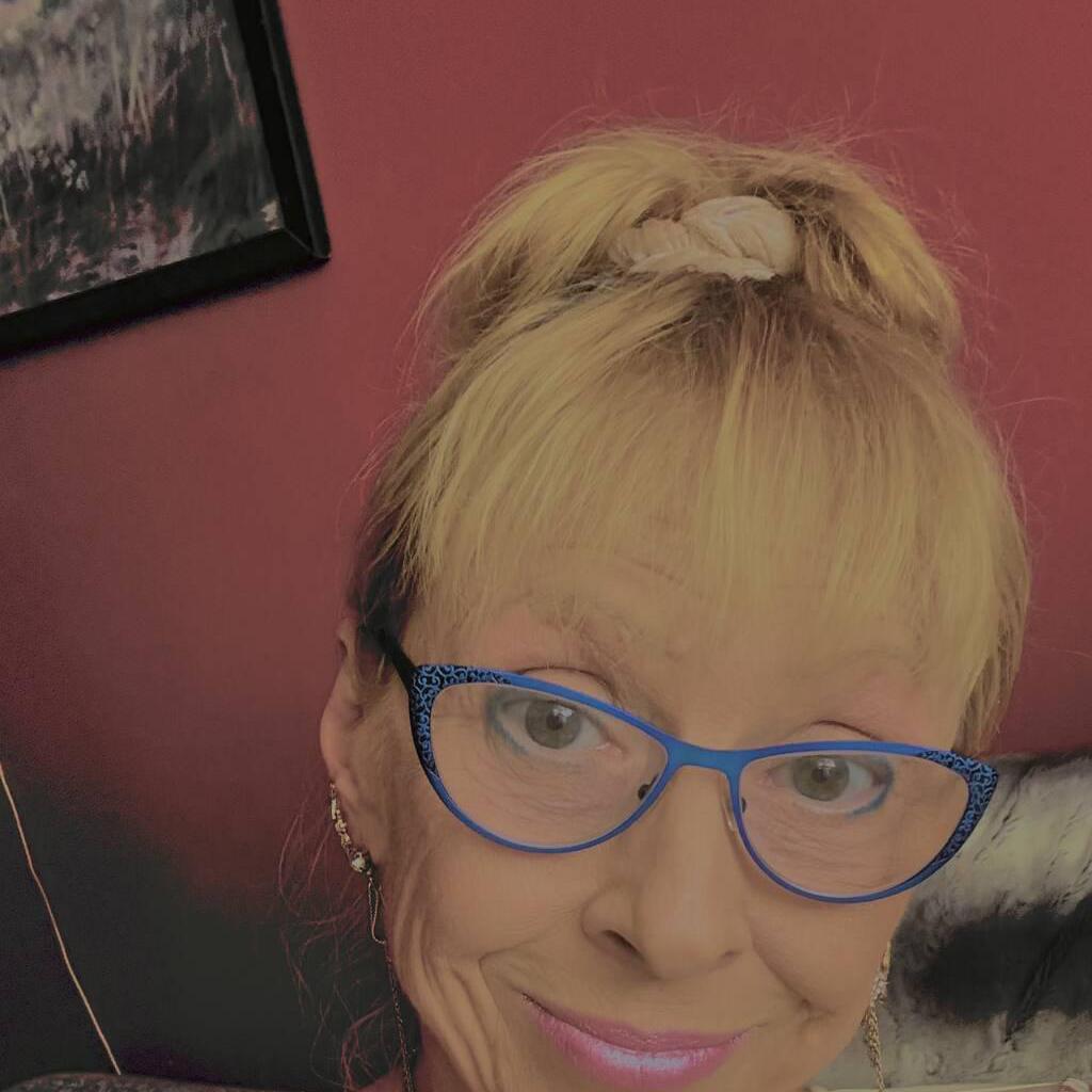 
                        Michelle
                     is Female Escorts. | windsor | Ontario | Canada | canadatopescorts.com 