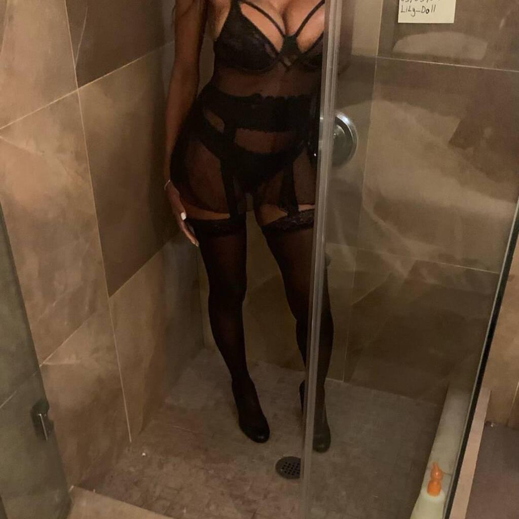 
                        Doll
                     is Female Escorts. | Toronto | Ontario | Canada | canadatopescorts.com 