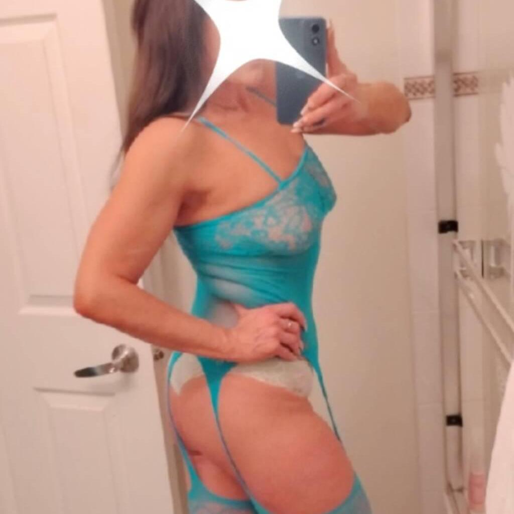 
                        Bree
                     is Female Escorts. | Vancouver | British Columbia | Canada | canadatopescorts.com 