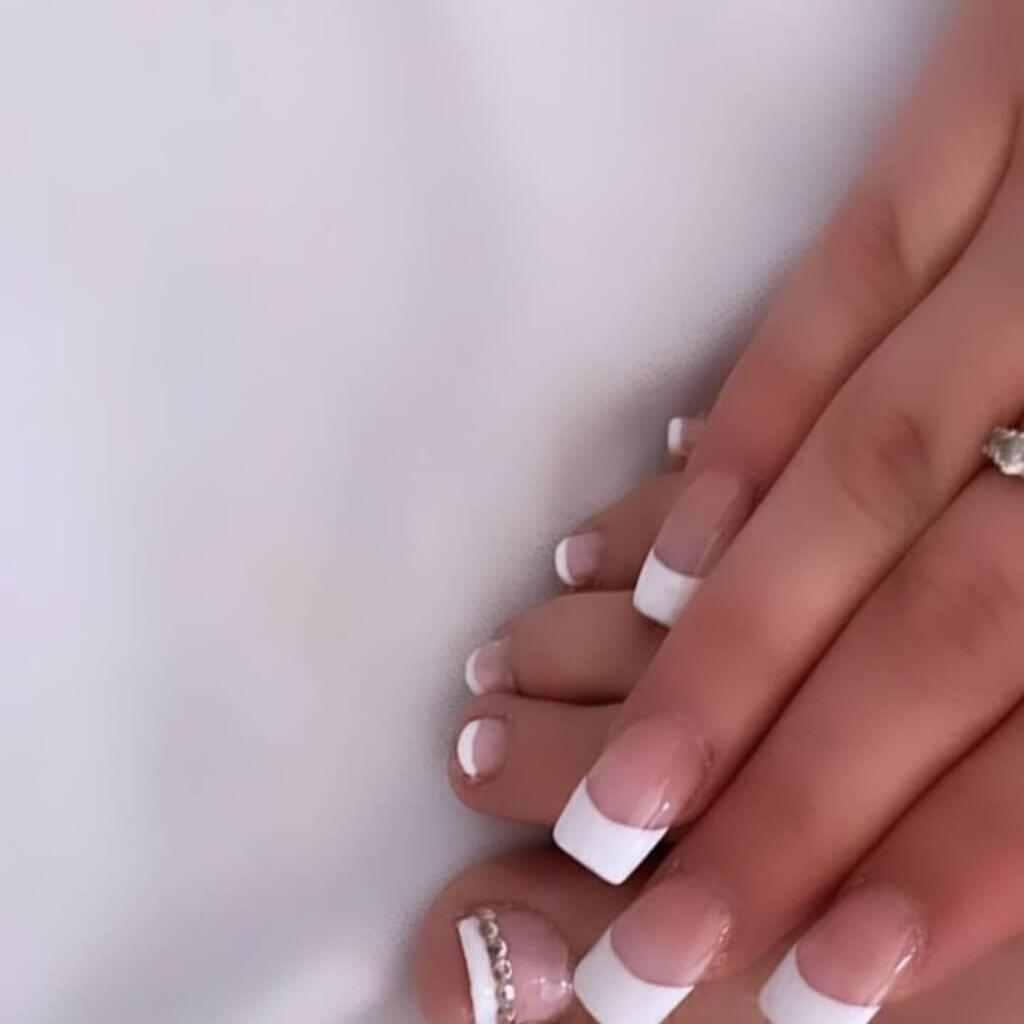 
                        Alison
                     is Female Escorts. | Winnipeg | Manitoba | Canada | canadatopescorts.com 