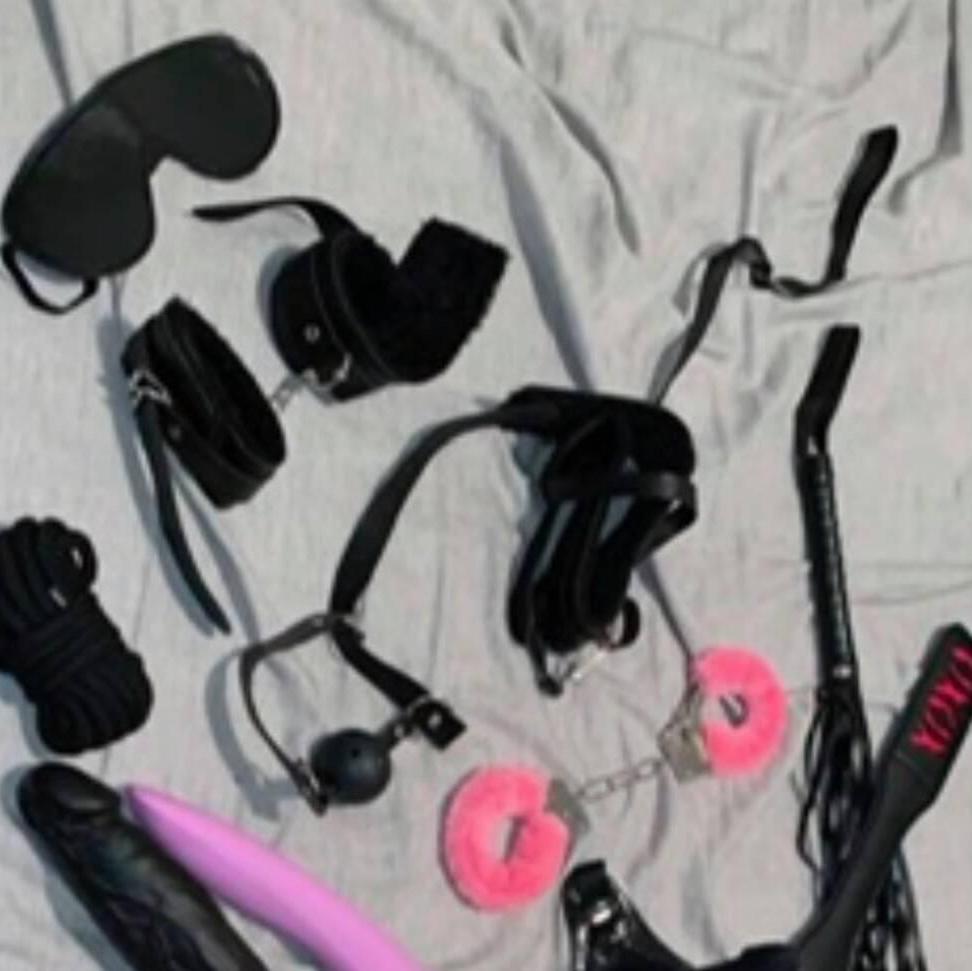 
                        Alison
                     is Female Escorts. | Winnipeg | Manitoba | Canada | canadatopescorts.com 