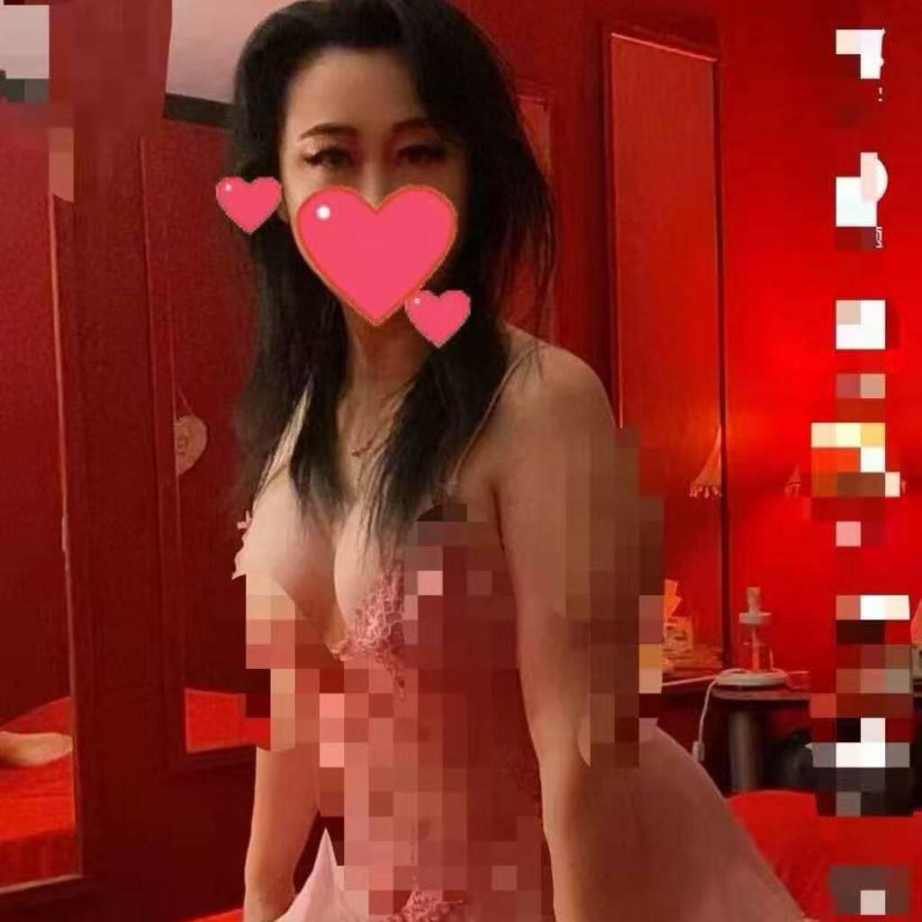 
                        12911-127st NW780.8031080
                     is Female Escorts. | Edmonton | Alberta | Canada | canadatopescorts.com 