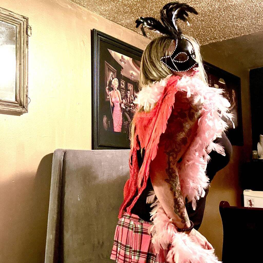 
                        Sensational Serena
                     is Female Escorts. | Winnipeg | Manitoba | Canada | canadatopescorts.com 