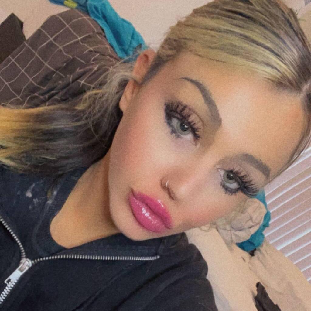 
                        Lily
                     is Female Escorts. | Barrie | Ontario | Canada | canadatopescorts.com 