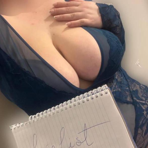 
                        Arielle
                     is Female Escorts. | Kingston | Ontario | Canada | canadatopescorts.com 