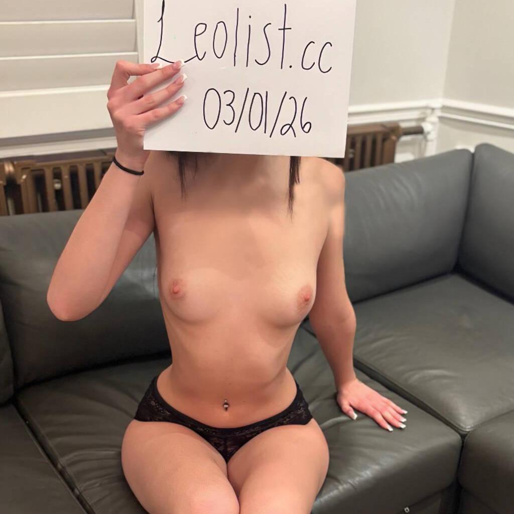 
                        Kiara
                     is Female Escorts. | Quebec City | Quebec | Canada | canadatopescorts.com 