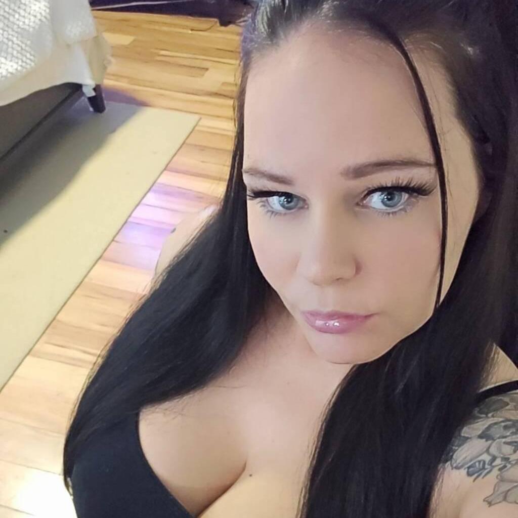 
                        Serena
                     is Female Escorts. | Kingston | Ontario | Canada | canadatopescorts.com 