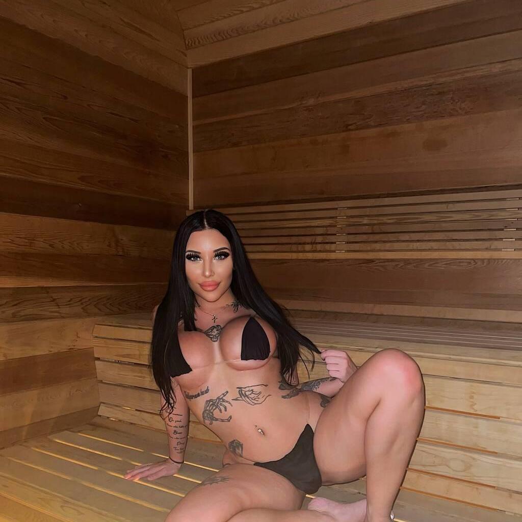 
                        valentina
                     is Female Escorts. | Quebec City | Quebec | Canada | canadatopescorts.com 