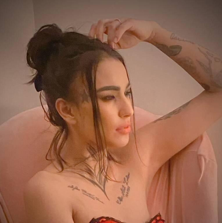 
                        Melina
                     is Female Escorts. | Grande Prairie | Alberta | Canada | canadatopescorts.com 