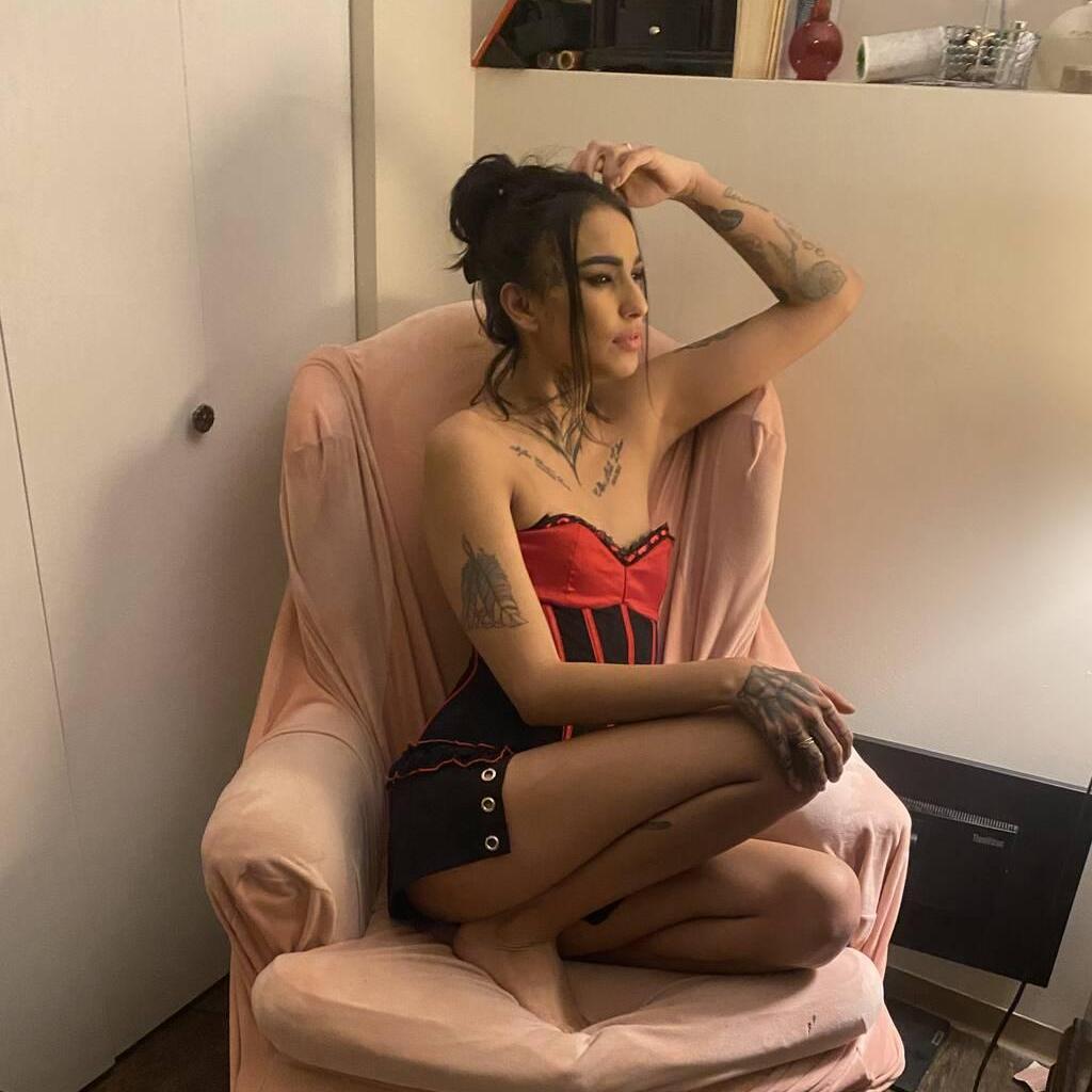 
                        Melina
                     is Female Escorts. | Grande Prairie | Alberta | Canada | canadatopescorts.com 