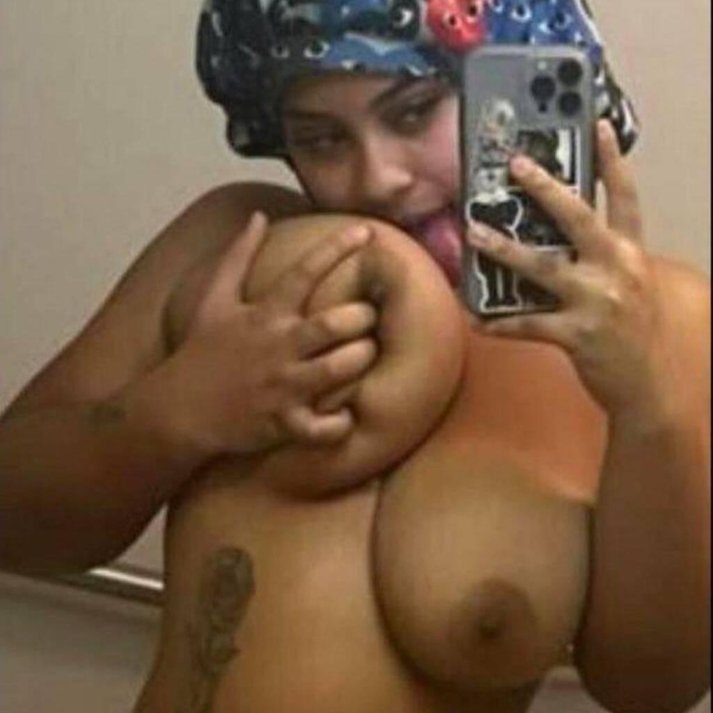 
                        Jess
                     is Female Escorts. | Barrie | Ontario | Canada | canadatopescorts.com 