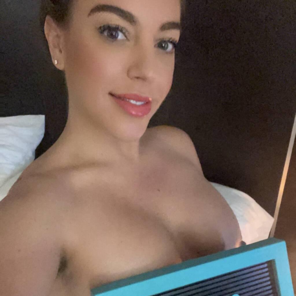 
                        Jessica Fox
                     is Female Escorts. | Toronto | Ontario | Canada | canadatopescorts.com 