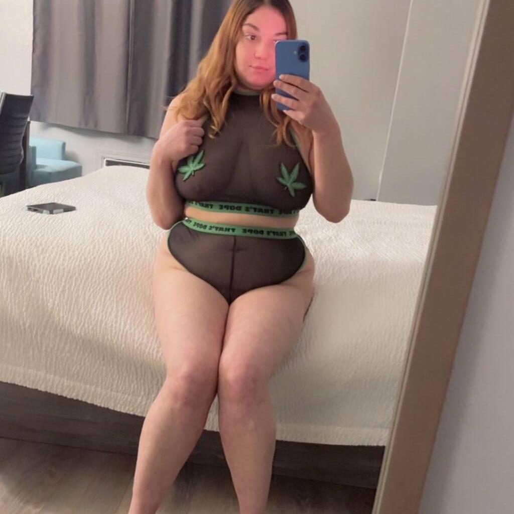 
                        Emma sugar
                     is Female Escorts. | Calgary | Alberta | Canada | canadatopescorts.com 