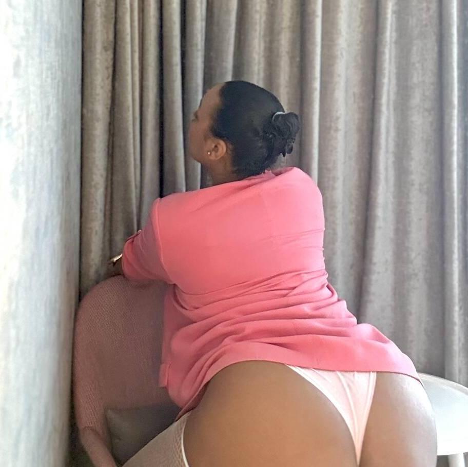 
                        Carmella
                     is Female Escorts. | Kitchener | Ontario | Canada | canadatopescorts.com 