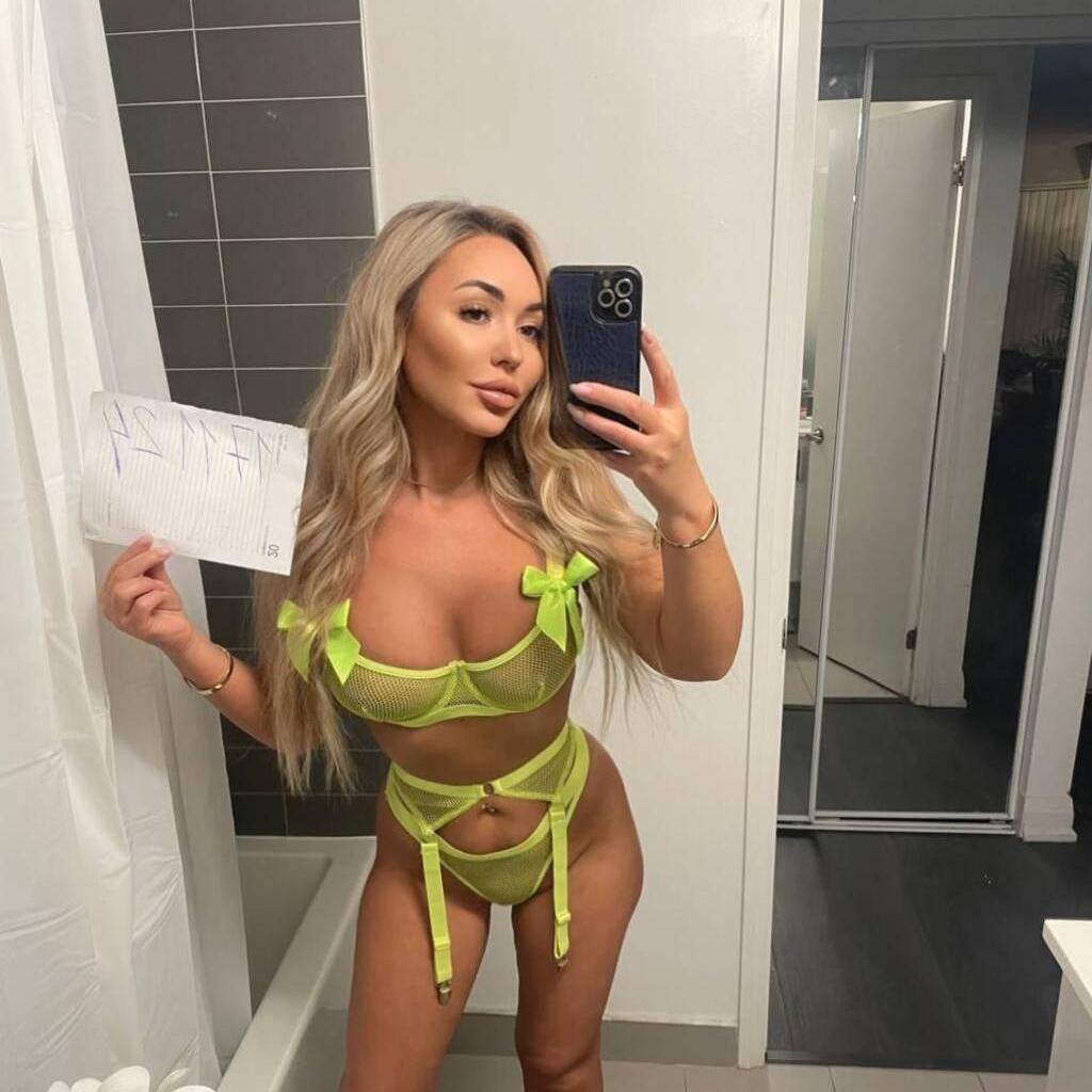 
                        Angelina
                     is Female Escorts. | Toronto | Ontario | Canada | canadatopescorts.com 