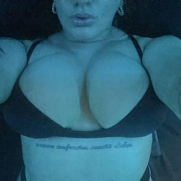 
                        Kandi
                     is Female Escorts. | Lethbridge | Alberta | Canada | canadatopescorts.com 