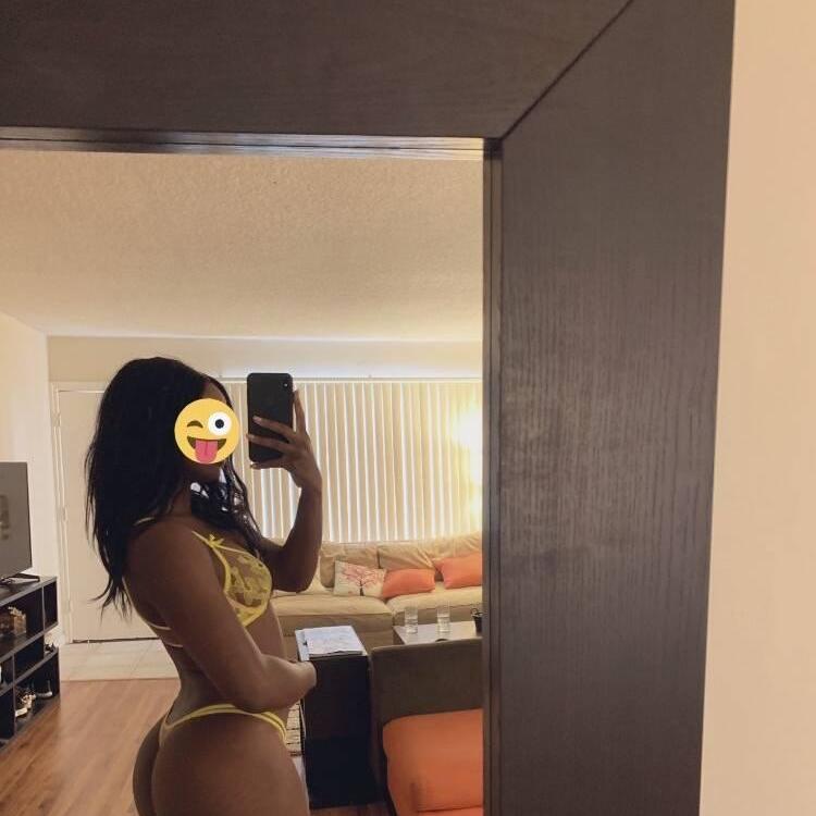 
                        Jasmine
                     is Female Escorts. | Medicine Hat | Alberta | Canada | canadatopescorts.com 
