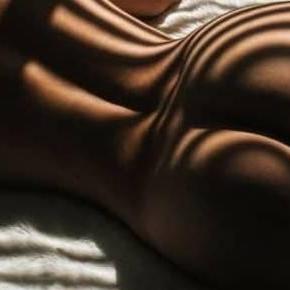 
                        11am - 12am
                     is Female Escorts. | Guelph | Ontario | Canada | canadatopescorts.com 