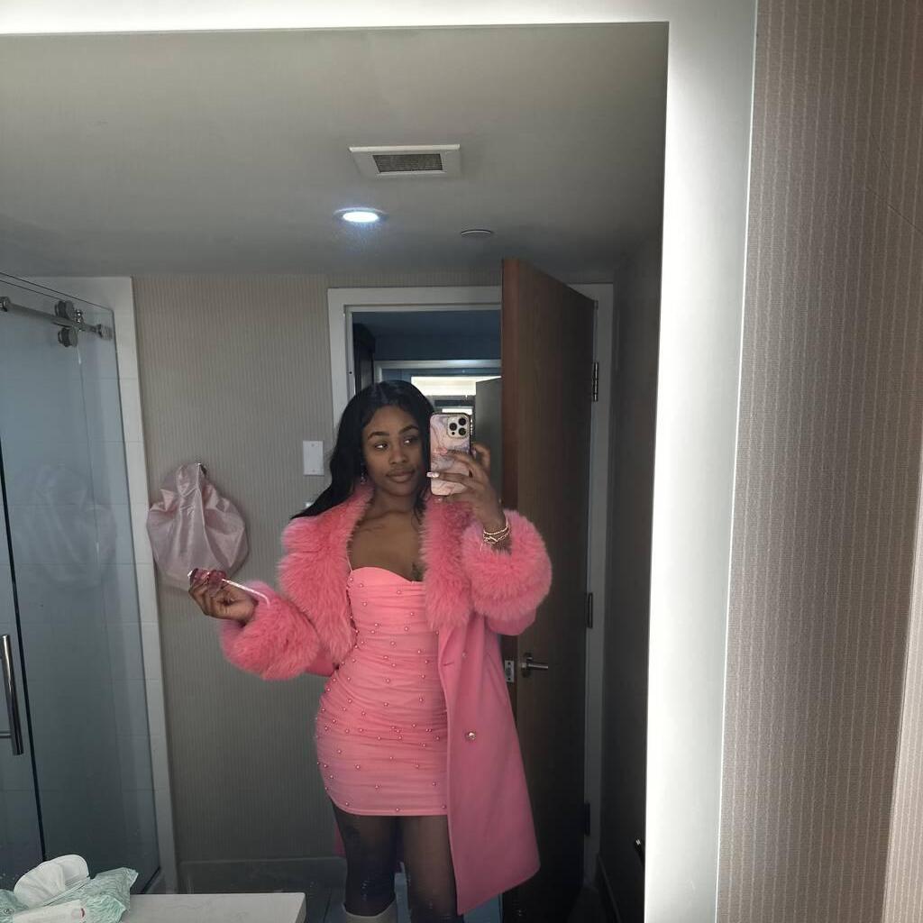 
                        EROTIC KIKI
                     is Female Escorts. | Montreal | Quebec | Canada | canadatopescorts.com 