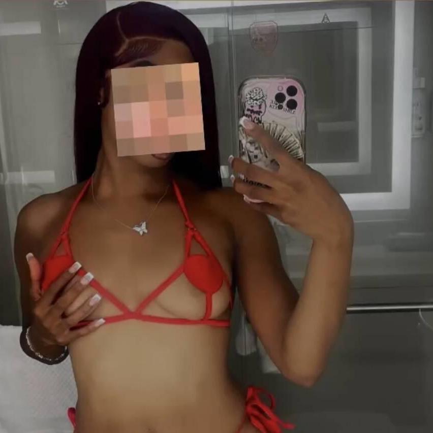 
                        Demi
                     is Female Escorts. | Abbotsford | British Columbia | Canada | canadatopescorts.com 