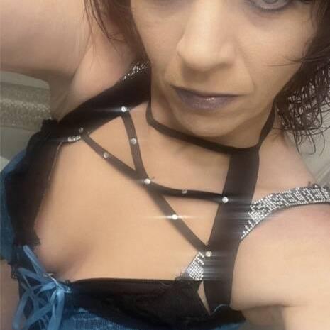 
                        Lily
                     is Female Escorts. | Saskatoon | Saskatchewan | Canada | canadatopescorts.com 