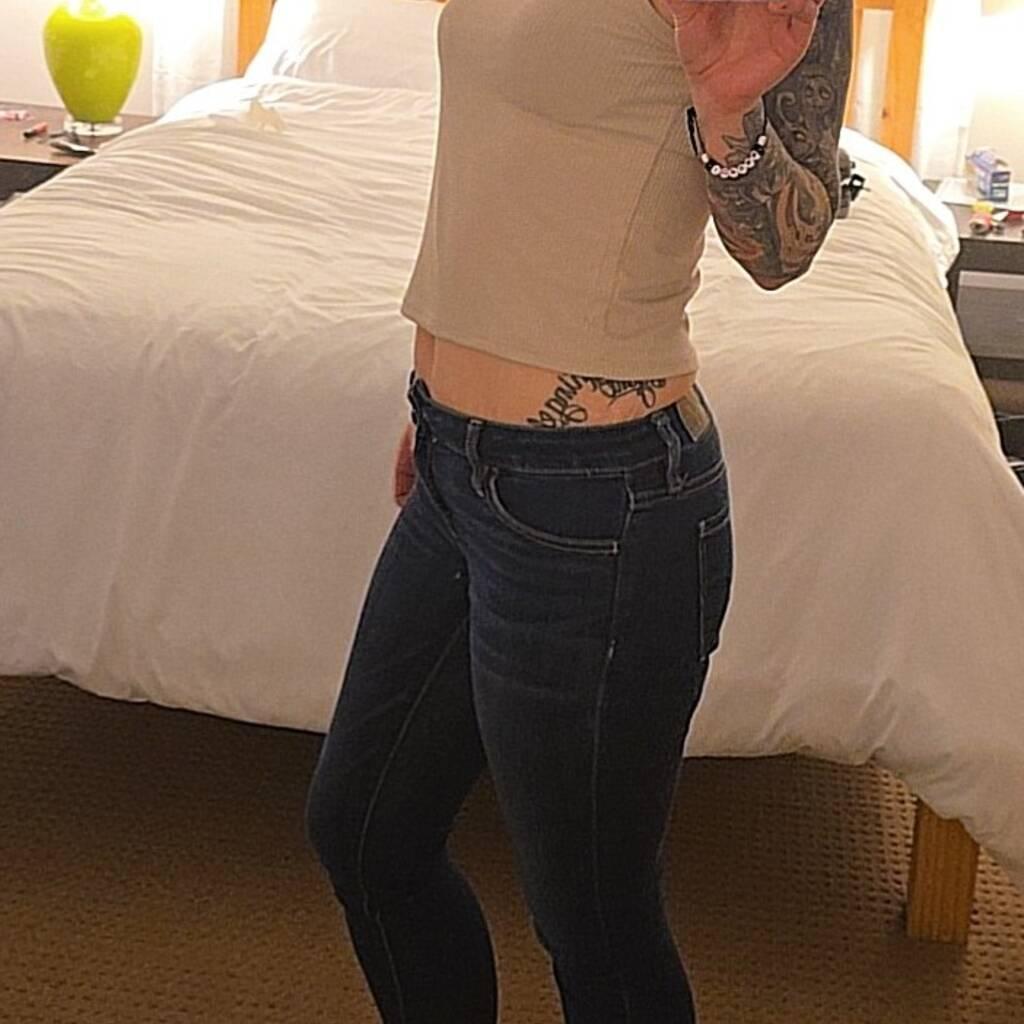 
                        Krystal
                     is Female Escorts. | Grande Prairie | Alberta | Canada | canadatopescorts.com 