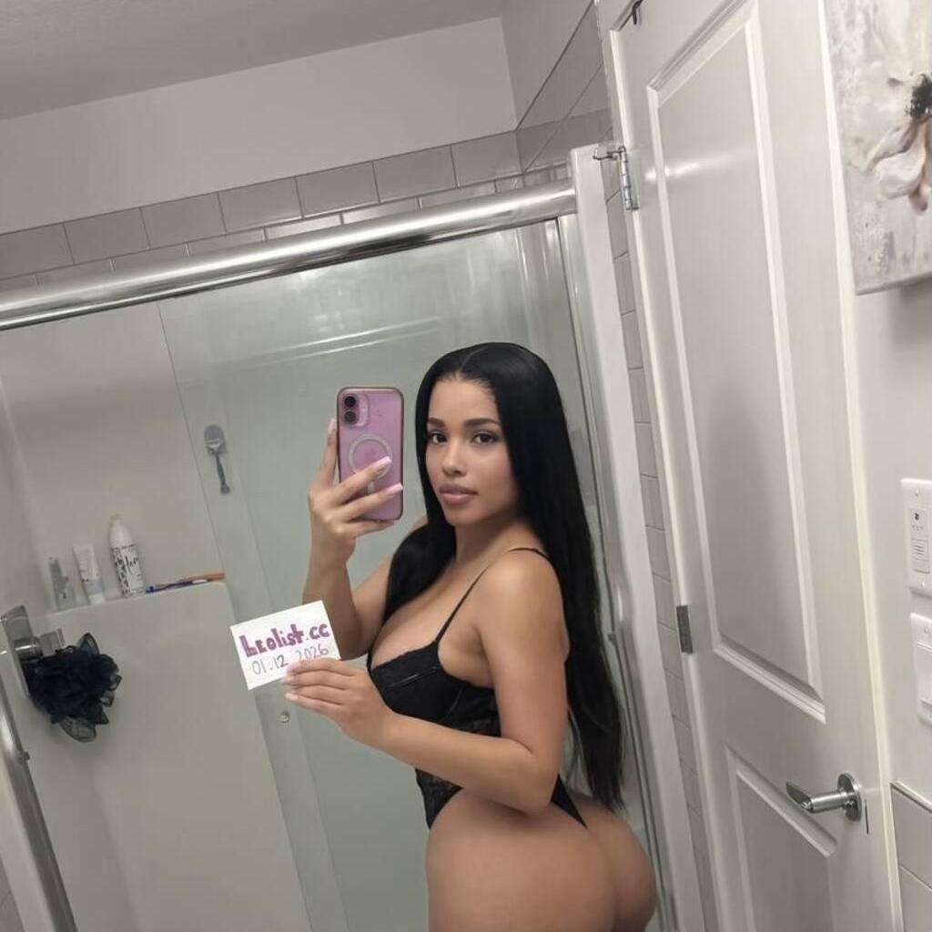 
                        Jasmine
                     is Female Escorts. | Montreal | Quebec | Canada | canadatopescorts.com 