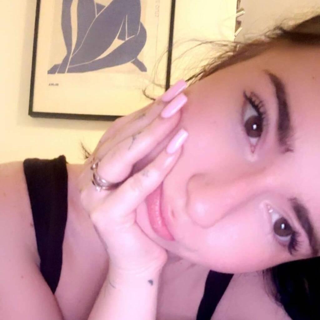 
                        Mia
                     is Female Escorts. | Niagara | Ontario | Canada | canadatopescorts.com 