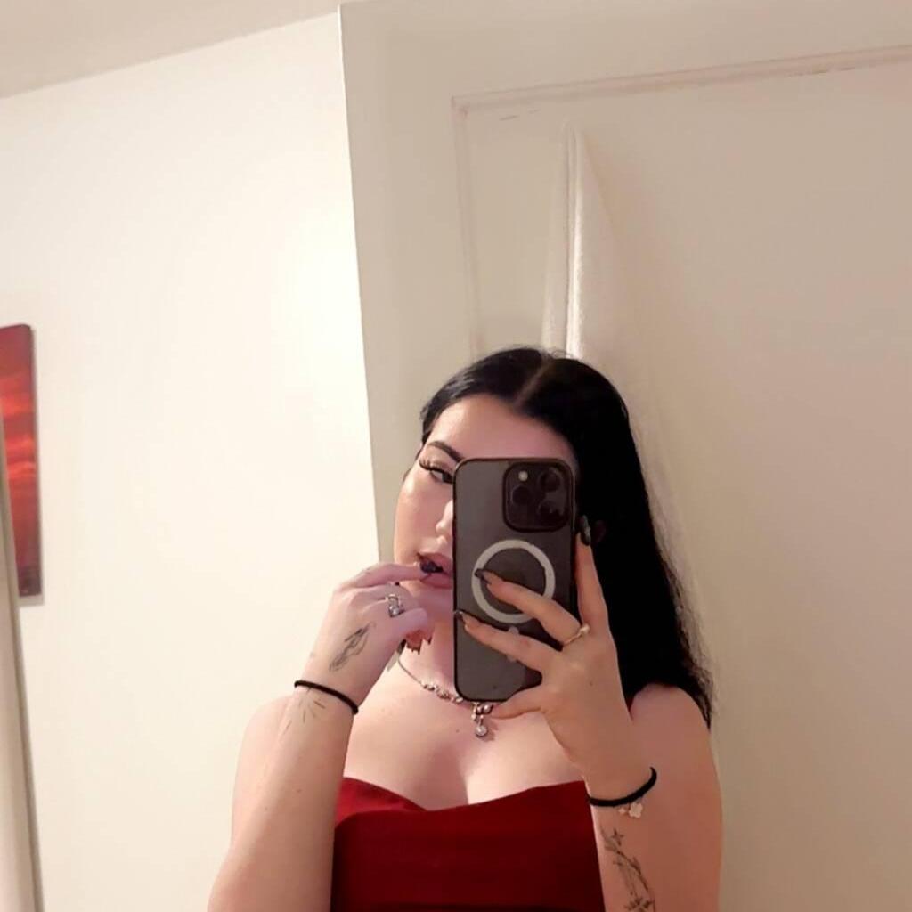 
                        Mia
                     is Female Escorts. | Niagara | Ontario | Canada | canadatopescorts.com 