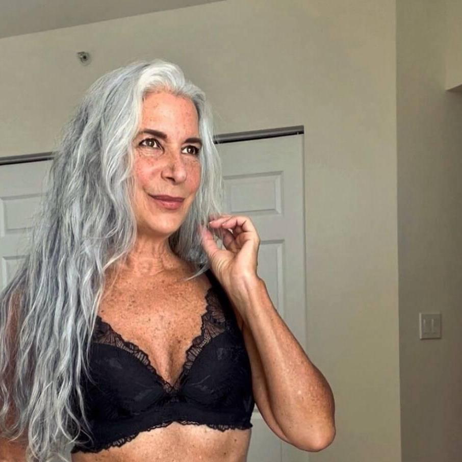 
                        Dorothy
                     is Female Escorts. | Fredericton | New Brunswick | Canada | canadatopescorts.com 